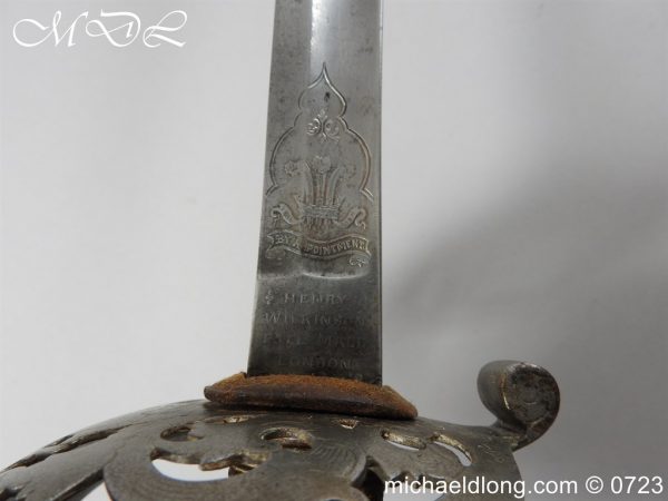 michaeldlong.com 3008455 600x450 6th Dragoon Guards Victorian Carabineer's Officer's Sword