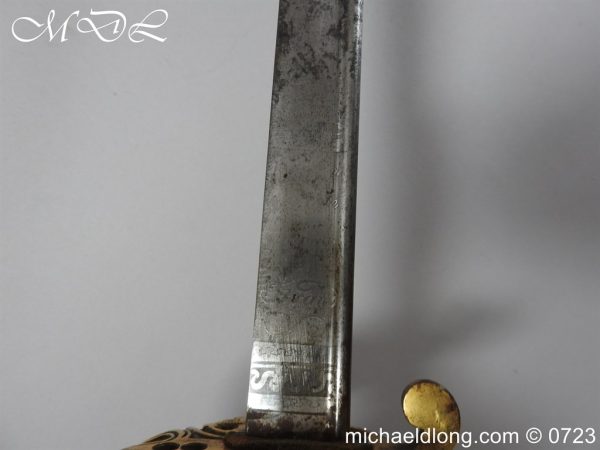 michaeldlong.com 3008489 600x450 British 1827 Pipe Back Naval Sword