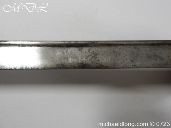michaeldlong.com 3008490 600x450 British 1827 Pipe Back Naval Sword