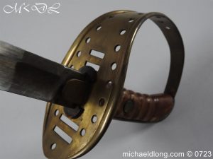 michaeldlong.com 3008845 300x225 Swedish Cavalry Sword M 1867