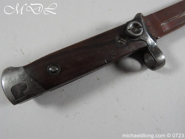 Italian M1938 Latch Lock Folding Carcano Bayonet - Image 6
