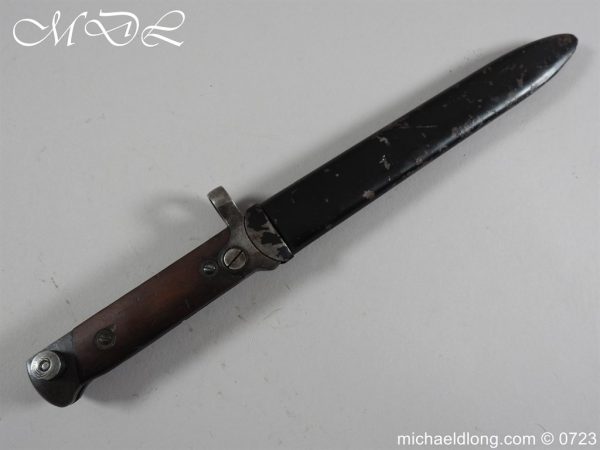 Italian M1938 Latch Lock Folding Carcano Bayonet