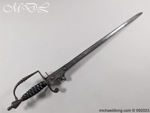 michaeldlong.com 0823314 600x452 English 19th c Flintlock Sword Pistol