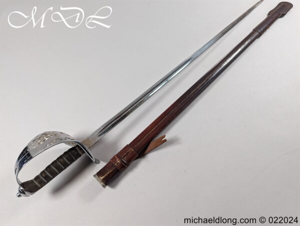 British GRVI Officers Sword - Image 27