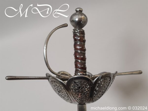 Italian Cup Hilt Rapier c 1630 - Image 4