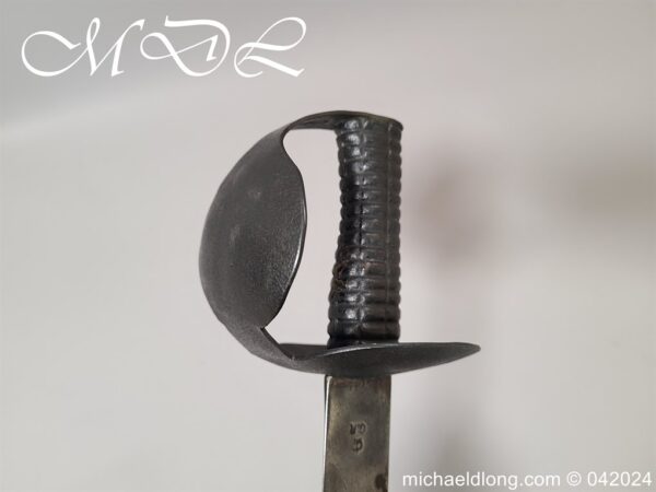 English Naval Cutlass Figure of 8 by Dawes - Image 4
