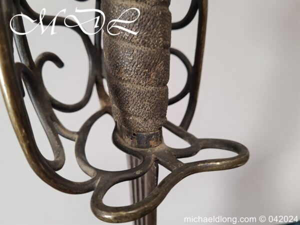 English Brass Hilted Broadsword c.1740 - Image 5