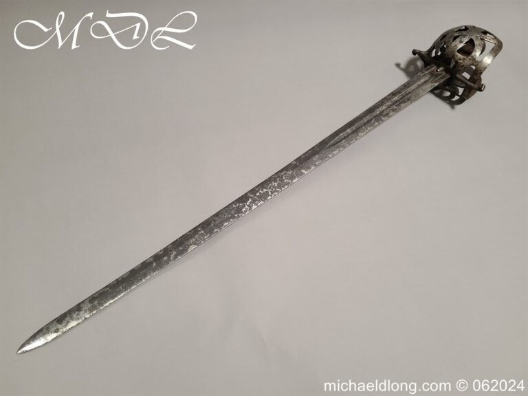 Scottish Beak Neb Ribbon Hilt Sword – Michael D Long Ltd | Antique Arms ...
