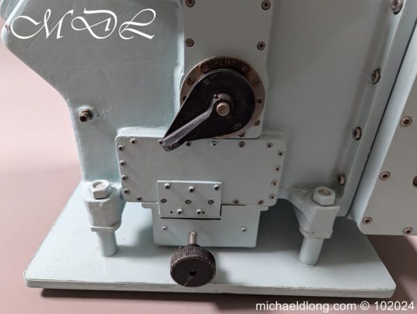 British Naval Gun Direction Sight Binocular Mark 2 - Image 8