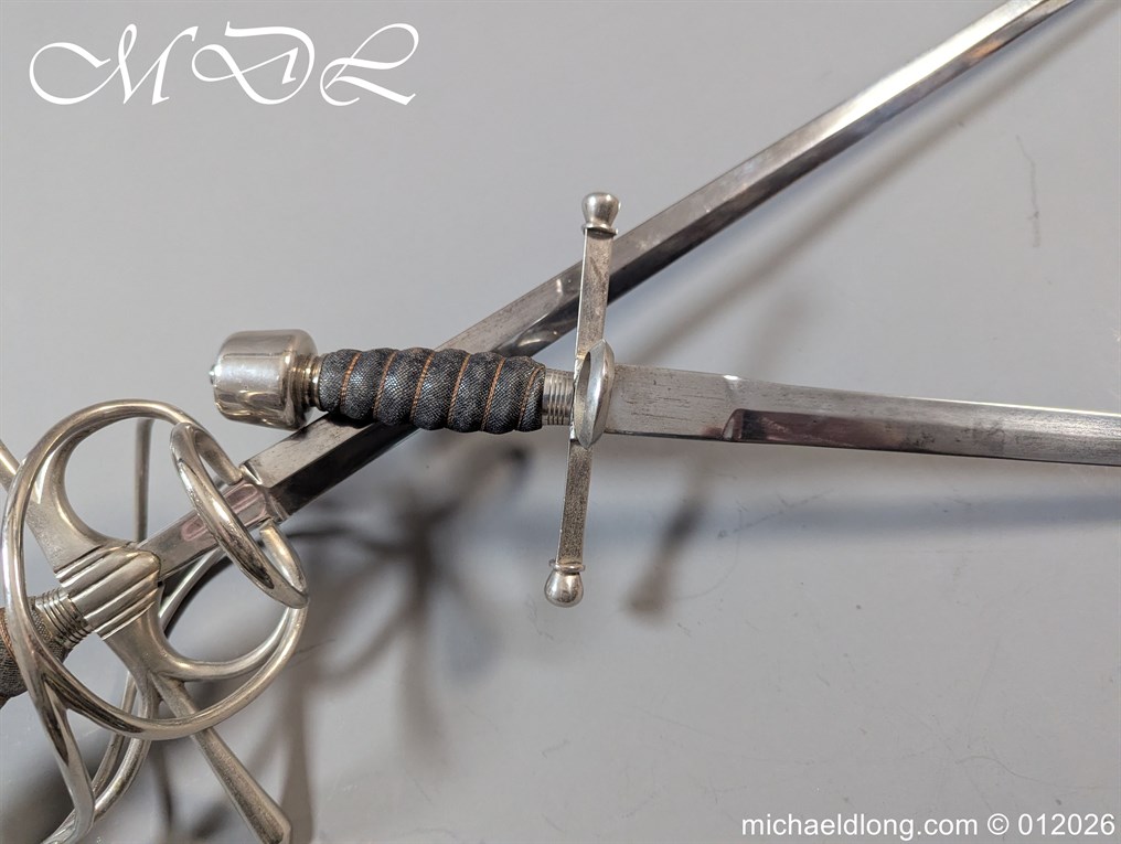 Italian Swept Hilt Rapier and Ensuite Dagger - Image 30