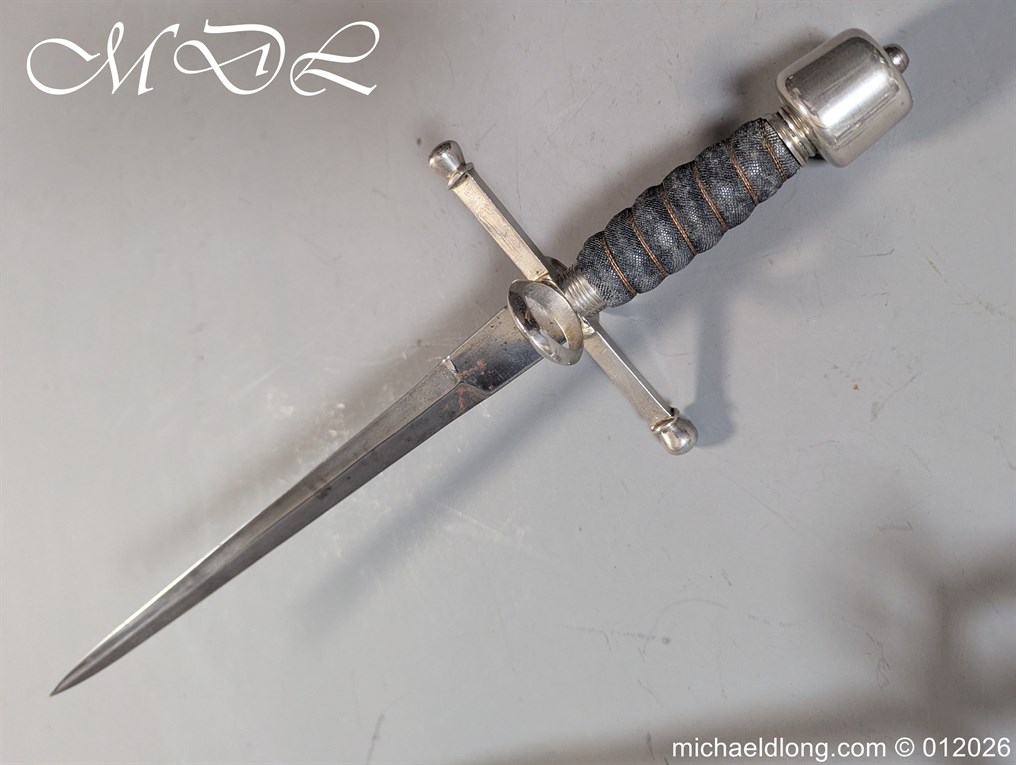 Italian Swept Hilt Rapier and Ensuite Dagger - Image 21