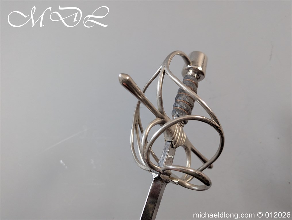 Italian Swept Hilt Rapier and Ensuite Dagger - Image 7