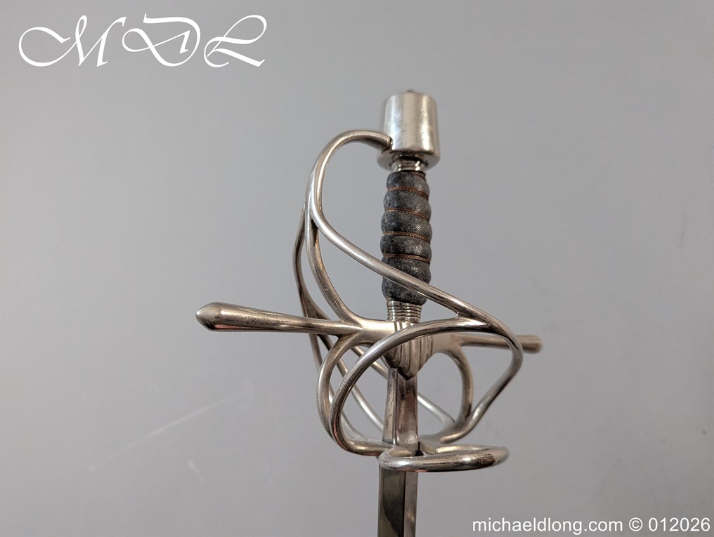 Italian Swept Hilt Rapier and Ensuite Dagger - Image 4