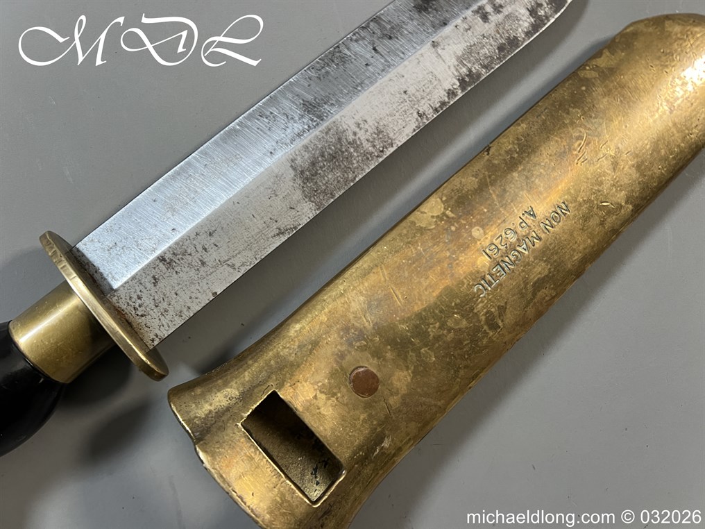 Divers Knife by Siebe Heinne England - Image 14